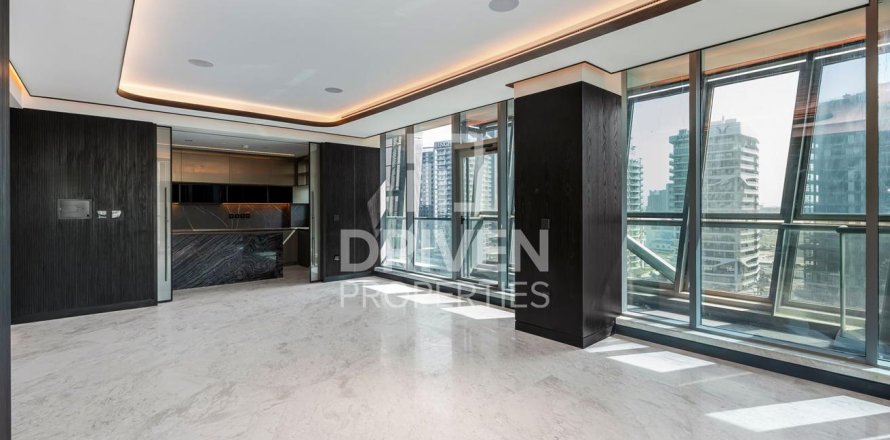 Квартира в Бизнес-Бэе, Дубай, 4 спальни, 272.86м², № 126391