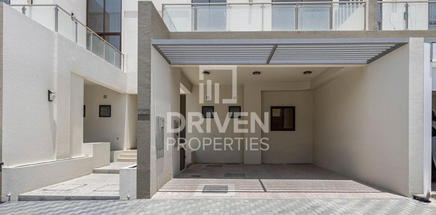 تاون هاوس في District 11, مدينة محمد بن راشد, دبي 4 غرف نوم, 187 م² رقم 20780