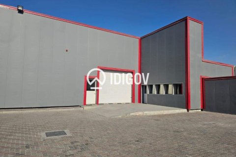Warehouse in Al Quoz, Dubai 3716.12 sq.m. № 121118 - photo 7
