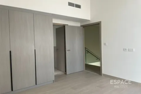 Townhouse in Al Furjan, Dubai 4 bedrooms, 279 sq.m. № 122722 - photo 10
