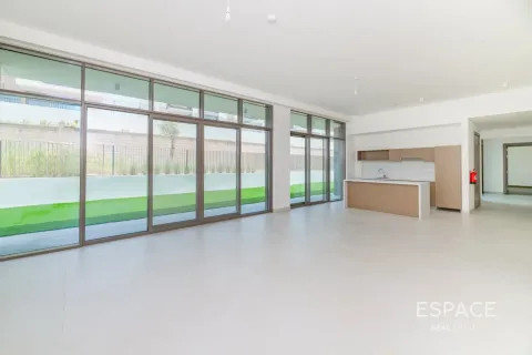 Villa à Al Furjan, Dubai, 4 chambres, 462 m², № 122721 - photo 2