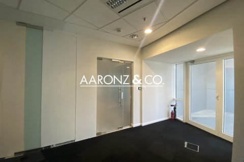 Oficina en Sheikh Zayed Road, Dubai, 150 m², № 55307 - foto 6