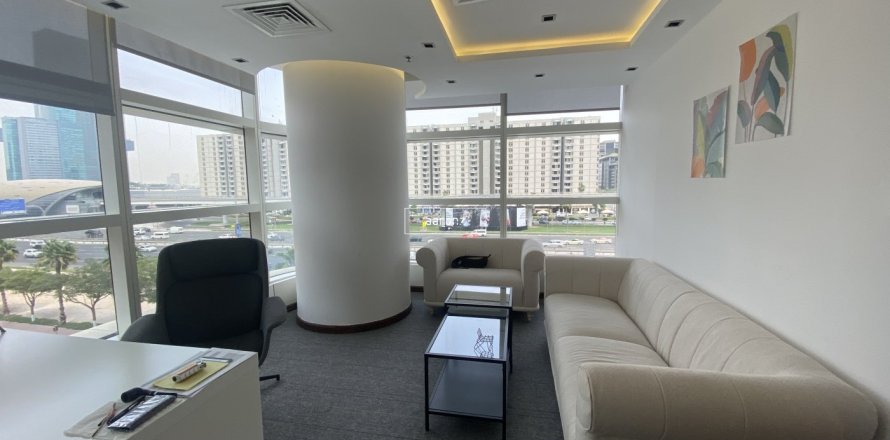 Oficina en Sheikh Zayed Road, Dubai, 118.9 m², № 55306