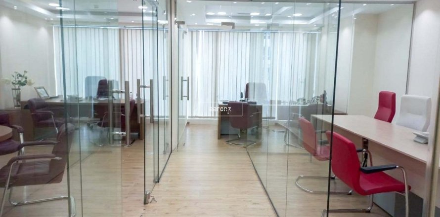 Bureau à Business Bay, Dubai, 84.2 m², № 55308