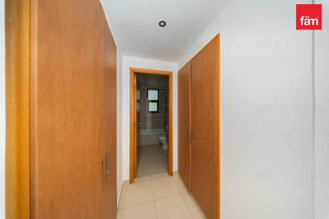 Villa in Reem, Dubai 3 bedrooms, 212.1 sq.m. № 135339 - photo 21