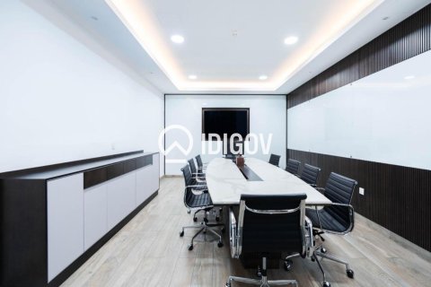 Oficina en Business Bay, Dubai, 179.77 m², № 121104 - foto 7
