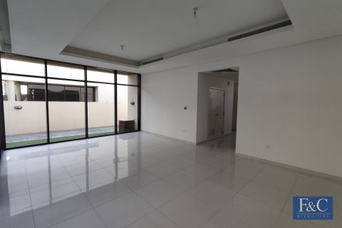 Вилла в DAMAC Hills (Akoya by DAMAC), Дубай, 3 спальни, 251м², № 103831