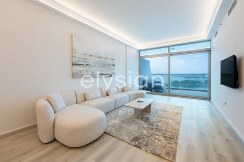 Apartamento en Azure Residences, Palm Jumeirah, Dubai, 2 dormitorios, 187 m², № 37939 - foto 2