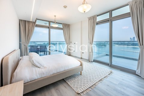 Apartamento en Azure Residences, Palm Jumeirah, Dubai, 2 dormitorios, 187 m², № 37939 - foto 1