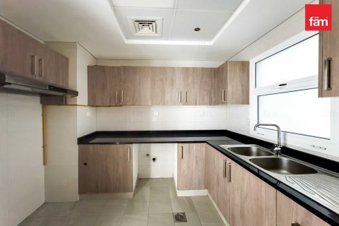 Apartment in Al Satwa, Dubai 1 bedroom, 73.6 sq.m. № 23591 - photo 9