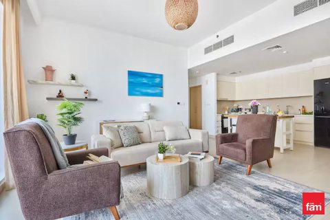 Снять в аренду квартиру в Дубае: 2 спальни, 104.7м², № 77961 - фото 2