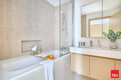 Снять в аренду квартиру в Дубае: 2 спальни, 104.7м², № 77961 - фото 8