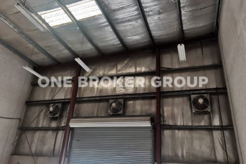 Warehouse in Dubai Investment Park, Dubai 2043.8 sq.m. № 1195 - photo 17