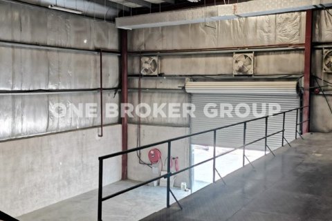 Warehouse in Dubai Investment Park, Dubai 2043.8 sq.m. № 1195 - photo 5