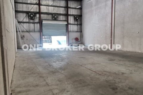 Warehouse in Dubai Investment Park, Dubai 2043.8 sq.m. № 1195 - photo 10