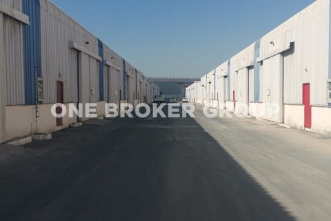 Warehouse in Dubai Investment Park, Dubai 2043.8 sq.m. № 1195 - photo 13