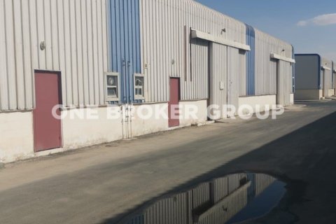 Warehouse in Dubai Investment Park, Dubai 2043.8 sq.m. № 1195 - photo 6