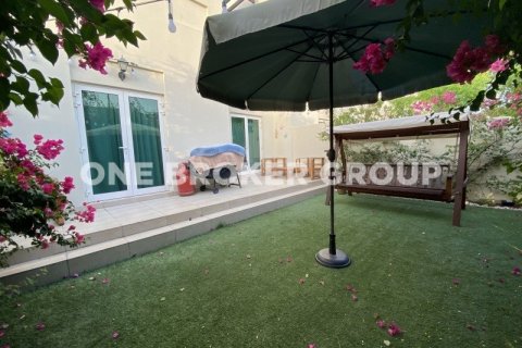 Townhouse in Quortaj, Al Furjan, Dubai 3 bedrooms, 224 sq.m. № 1193 - photo 1