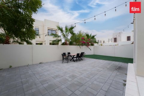 Villa en Reem, Dubai, 3 dormitorios, 320 m², № 93385 - foto 15