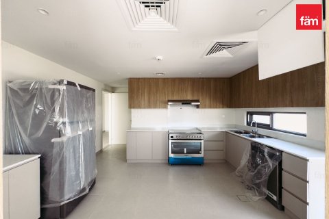 Villa in Dubai 5 bedrooms, 370.3 sq.m. № 93399 - photo 8