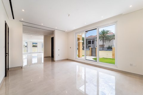 Купить виллу в Дубае: 6 спален, 790м², № 103245 - фото 14