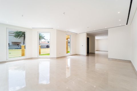 Купить виллу в Дубае: 6 спален, 790м², № 103245 - фото 24