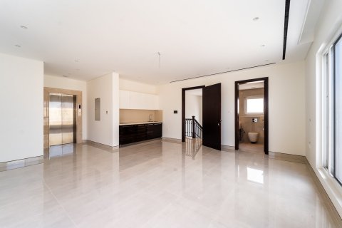 Купить виллу в Дубае: 6 спален, 790м², № 103245 - фото 20