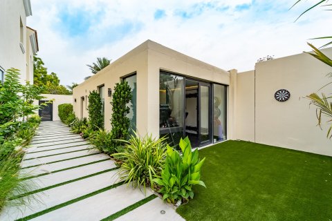 Villa à Dubai, 5 chambres, 604 m², № 103246 - photo 19