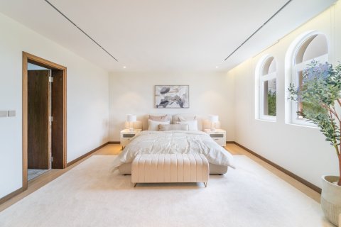 Купить виллу в Дубае: 5 спален, 409м², № 103244 - фото 15