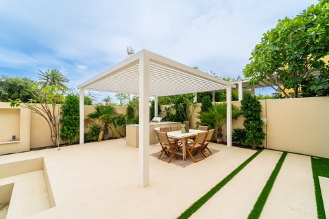 Купить виллу в Дубае: 5 спален, 409м², № 103244 - фото 5