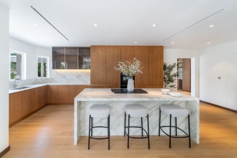 Купить виллу в Дубае: 5 спален, 409м², № 103244 - фото 18