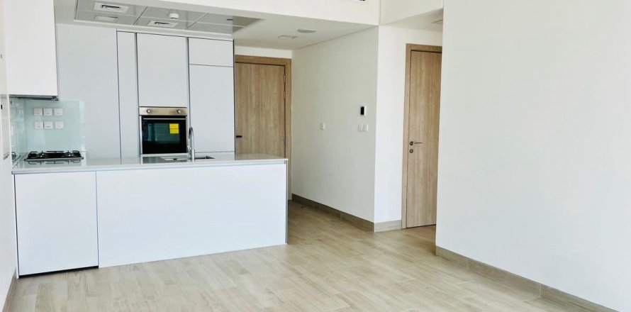 Apartamento en Dubai, 1 dormitorio, 82 m², № 14371