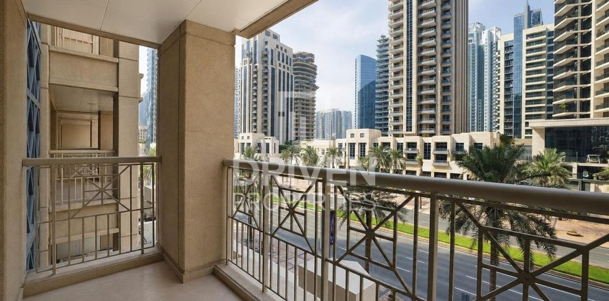 Appartement à 29 Burj Boulevard, Downtown Dubai (Downtown Burj Dubai), Dubai, 2 chambres, 118.36 m², № 138175