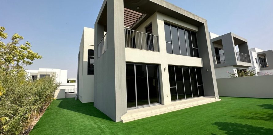 Villa in Dubai Hills Estate, Dubai 4 bedrooms, 483.9 sq.m. № 59042