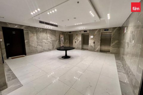Apartment in Al Furjan, Dubai 3 bedrooms, 219 sq.m. № 59040 - photo 8
