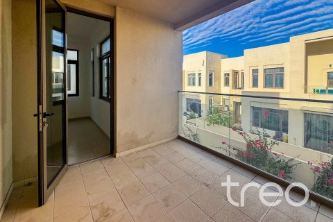 Villa in Mira Oasis, Reem, Dubai 3 bedrooms, 233.74 sq.m. № 120023 - photo 16