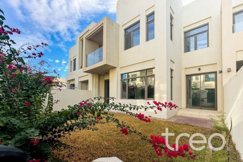 Villa in Mira Oasis, Reem, Dubai 3 bedrooms, 233.74 sq.m. № 120023
