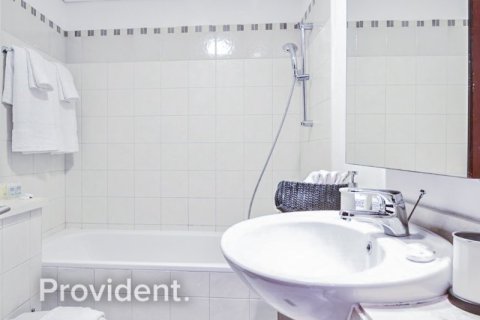 Купить квартиру в Дубай Марине, Дубай: 3 спальни, 170.6м², № 909 - фото 20
