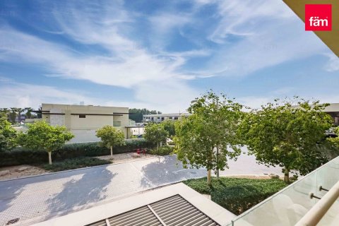Villa à Dubai, 5 chambres, 442.3 m², № 53159 - photo 12