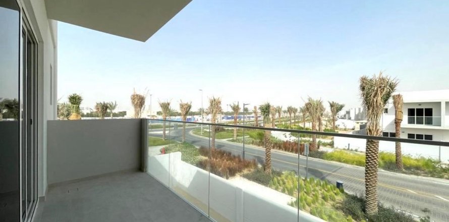Adosado en Dubai, 4 dormitorios, 310.5 m², № 110209