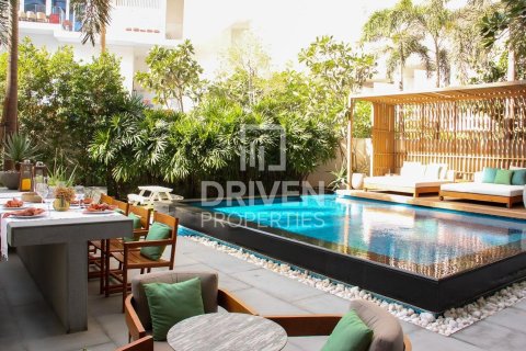 Apartamento en FIVE Palm Jumeirah, Palm Jumeirah, Dubai, 2 dormitorios, 281 m², № 64734 - foto 2
