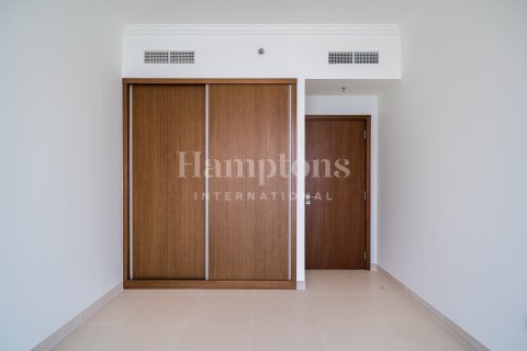 Apartment in Dubai Harbour, Dubai 2 bedrooms, 111.01908500 sq.m. № 70081 - photo 9
