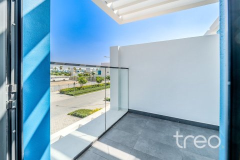Villa in Damac Lagoons, Dubai 3 bedrooms, 186.92 sq.m. № 119990 - photo 22