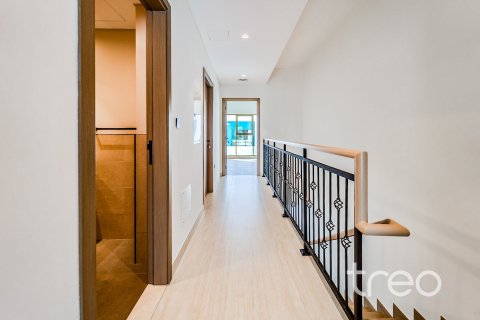Villa in Damac Lagoons, Dubai 3 bedrooms, 186.92 sq.m. № 119990 - photo 14