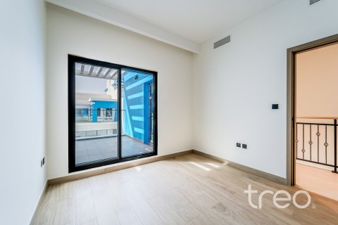 Villa in Damac Lagoons, Dubai 3 bedrooms, 186.92 sq.m. № 119990 - photo 26