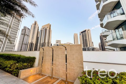 Снять в аренду квартиру в Address Harbour Point, Dubai Creek Harbour (The Lagoons), Дубай: 1 спальня, 73.11м², № 120086 - фото 11