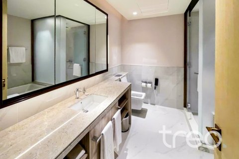 Снять в аренду квартиру в Address Harbour Point, Dubai Creek Harbour (The Lagoons), Дубай: 1 спальня, 73.11м², № 120086 - фото 7