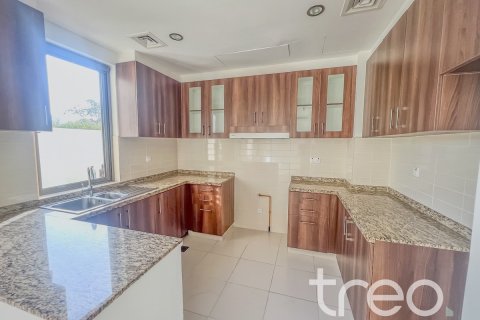 Villa in Mira Oasis 3, Reem, Dubai 4 bedrooms, 215.16 sq.m. № 119988 - photo 15
