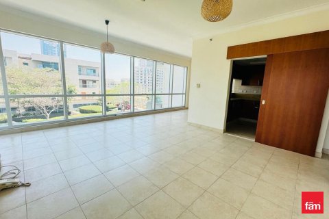 Apartment in The Views, Dubai 2 bedrooms, 127.9 sq.m. № 95830 - photo 3