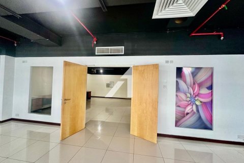 Oficina en Dubai, 75 m², № 69063 - foto 7